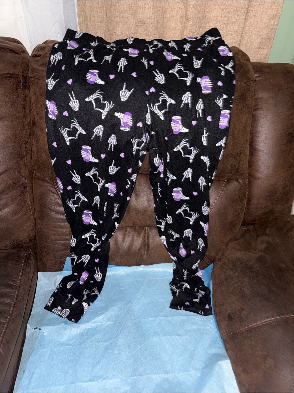 Cozy Black & Purple Skeleton Print Pajama Pants - Women